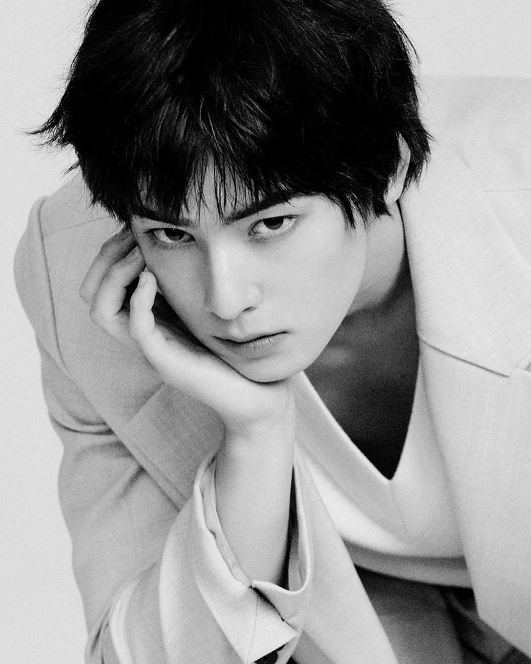 Detail Gambar Cha Eun Woo Nomer 53