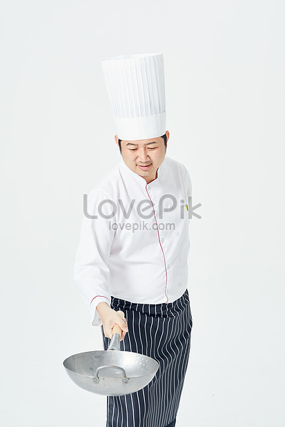 Detail Gambar Chef Sedang Memasak Nomer 13