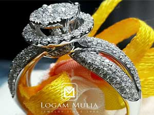 Detail Gambar Cincin Berlian Mewah Nomer 12