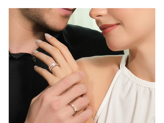 Detail Gambar Cincin Di Jari Nomer 32