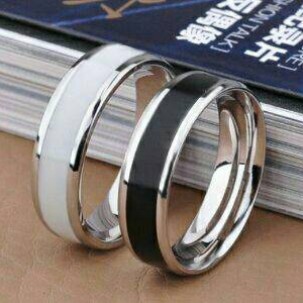 Detail Gambar Cincin Hitam Putih Nomer 58