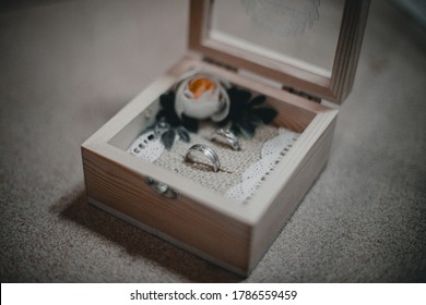 Detail Gambar Cincin Pernikahan Dan Bunga Nomer 42