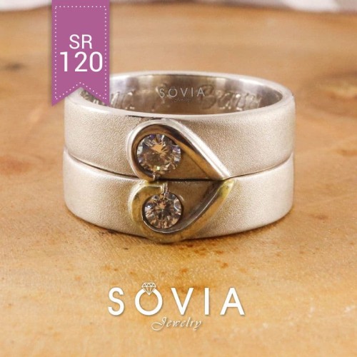 Detail Gambar Cincin Tunangan Mewah Nomer 52