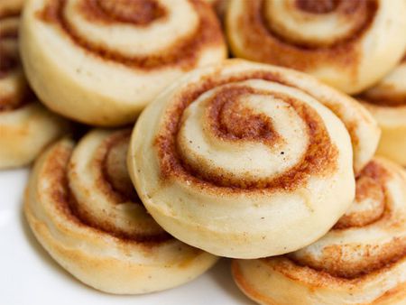 Detail Gambar Cinnamon Roll Nomer 16