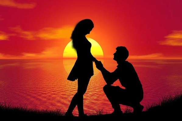 Gambar Cinta Yang Romantis - KibrisPDR