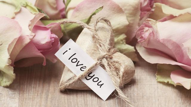 Detail Gambar Cinta Yang Romantis Nomer 26