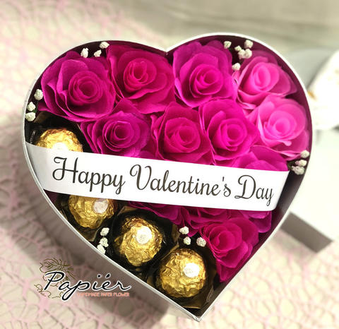 Detail Gambar Coklat Dan Bunga Valentine Nomer 28