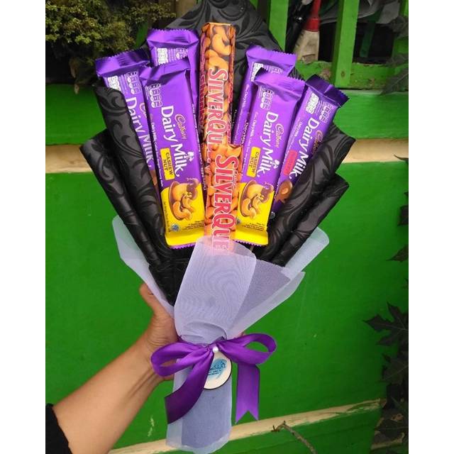 Gambar Coklat Silverqueen Dan Dairy Milk - KibrisPDR