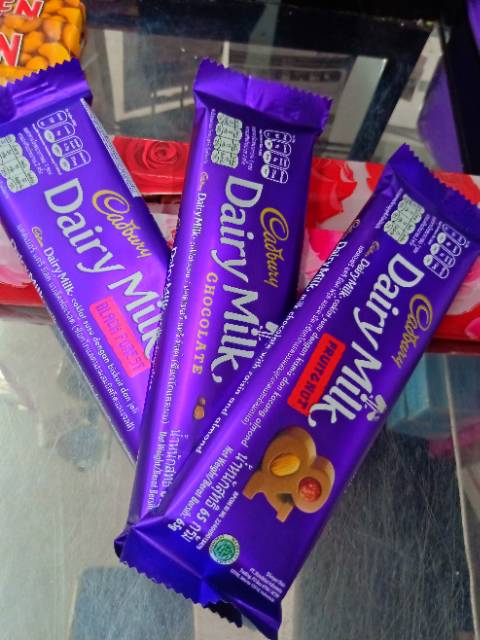 Detail Gambar Coklat Silverqueen Dan Dairy Milk Nomer 9