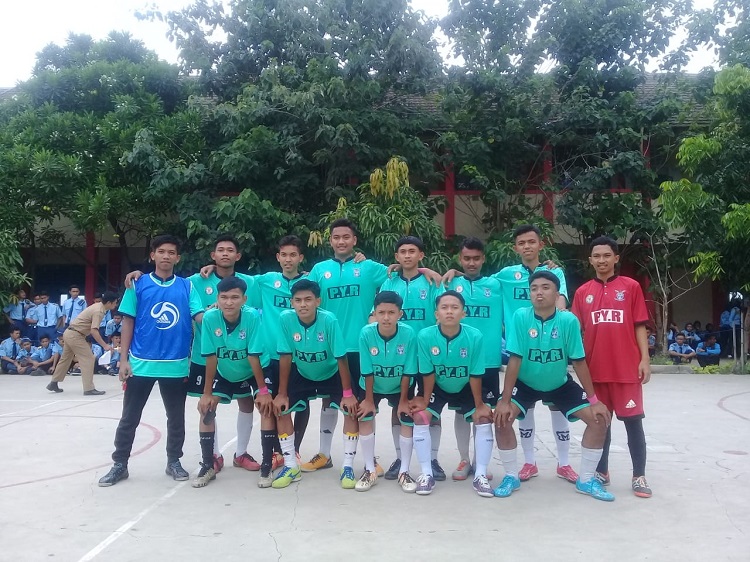 Download Gambar Cover Ekstrakurikuler Futsal Nomer 53