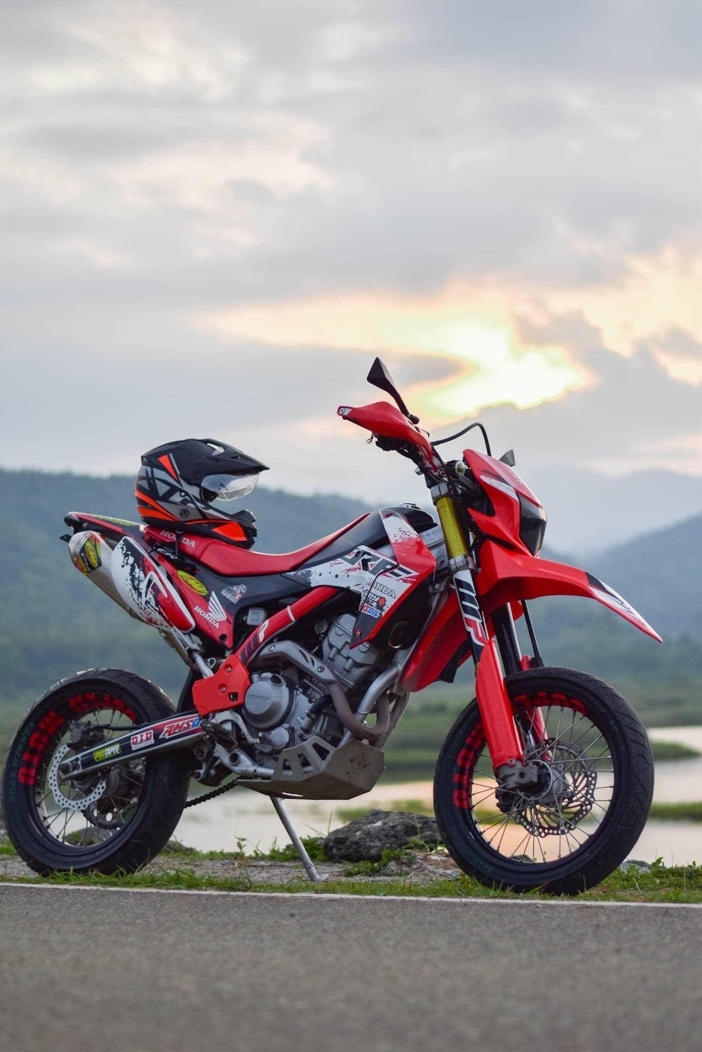 Detail Gambar Crf Supermoto Nomer 51