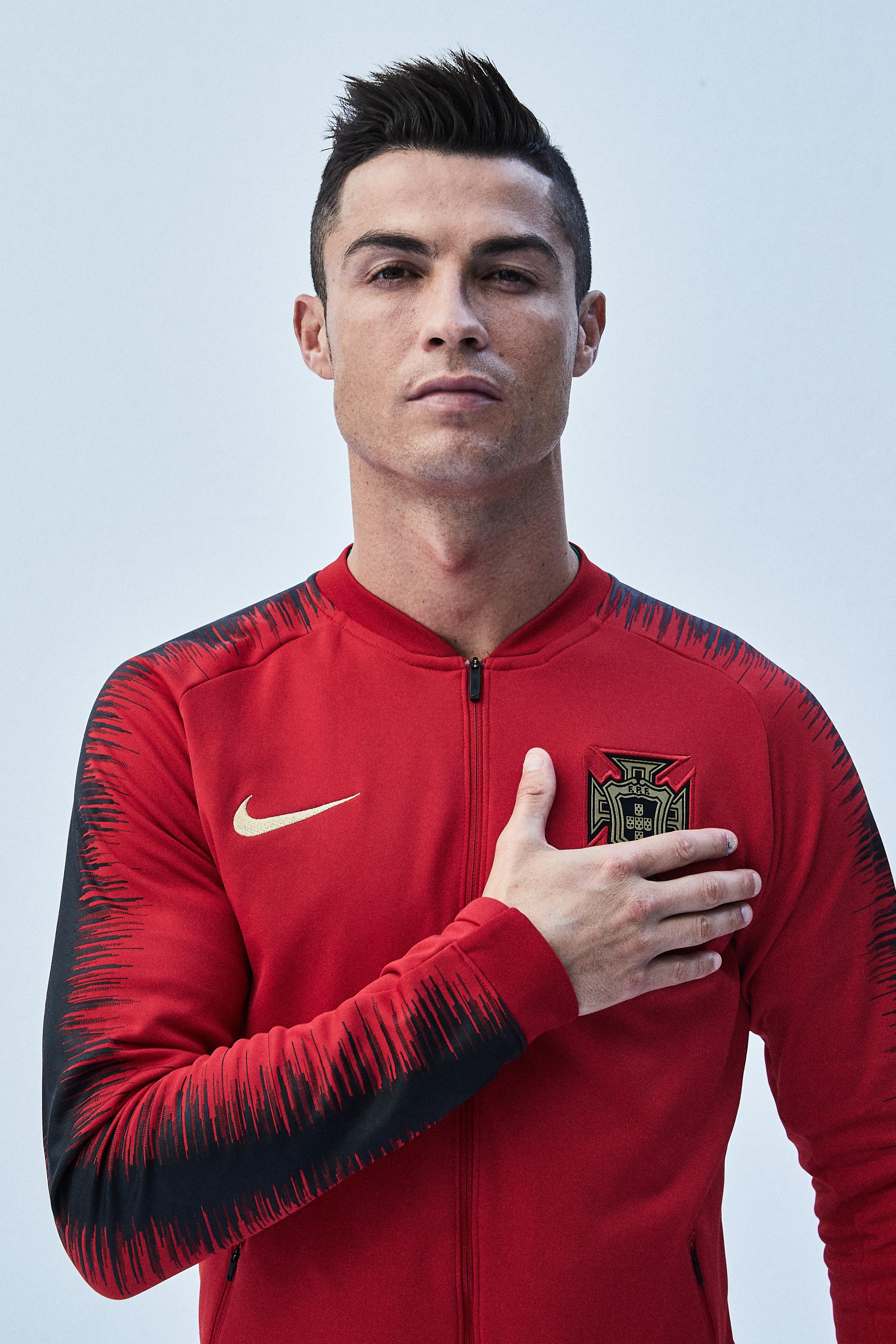 Detail Gambar Cristiano Ronaldo Portugal Nomer 46