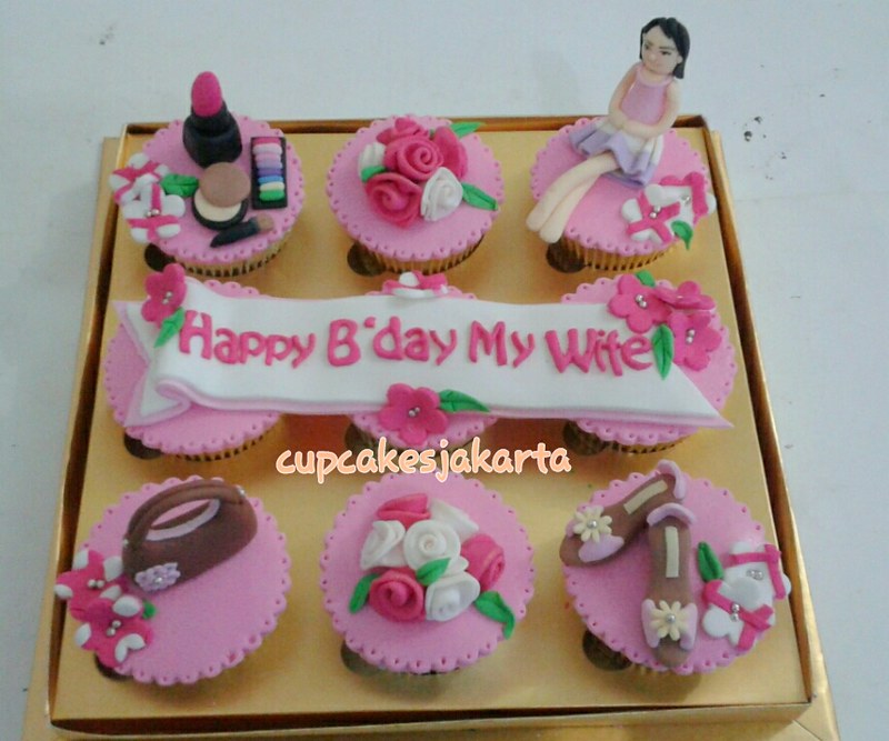 Detail Gambar Cupcake Ulang Tahun Nomer 19