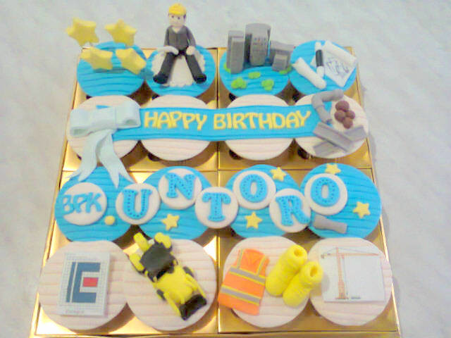 Detail Gambar Cupcake Ulang Tahun Nomer 40