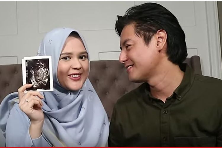 Detail Gambar Cut Meyriska Saat Masih Kecil Nomer 41