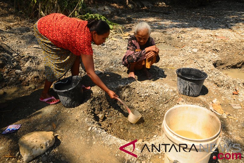 Detail Gambar Daerah Kering Kurang Air Di Ntt Nomer 4