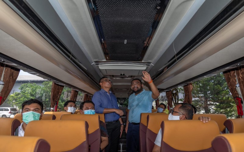 Detail Gambar Dalam Bus Nomer 30