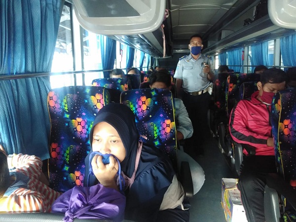 Detail Gambar Dalam Bus Nomer 47