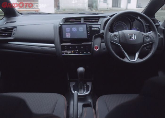 Detail Gambar Dalam Mobil Honda Jazz Nomer 20