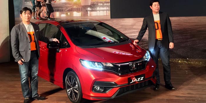 Detail Gambar Dalam Mobil Honda Jazz Nomer 31