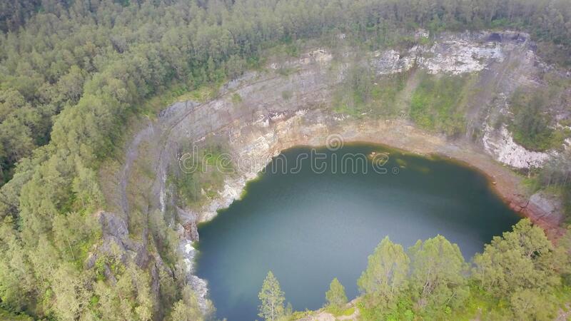 Detail Gambar Danau Kelimutu Nomer 47