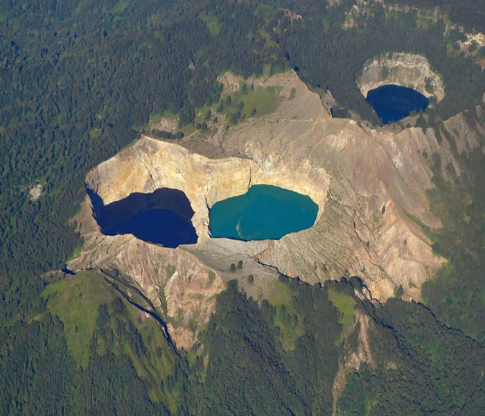 Detail Gambar Danau Kelimutu Di Ntt Nomer 13