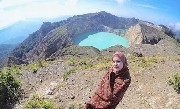 Detail Gambar Danau Kelimutu Di Ntt Nomer 30