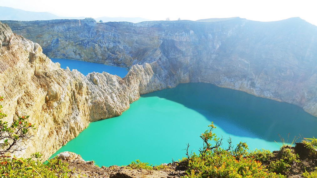 Detail Gambar Danau Kelimutu Di Ntt Nomer 35