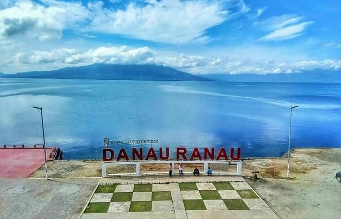 Detail Gambar Danau Ranau Nomer 10