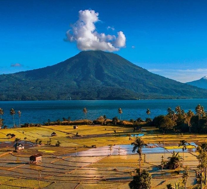 Detail Gambar Danau Ranau Nomer 6