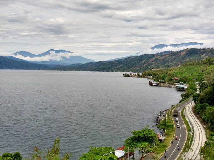 Gambar Danau Singkarak - KibrisPDR