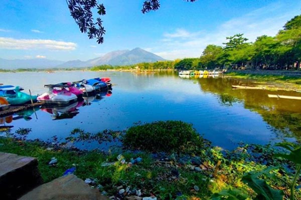 Detail Gambar Danau Situ Bagendit Nomer 35