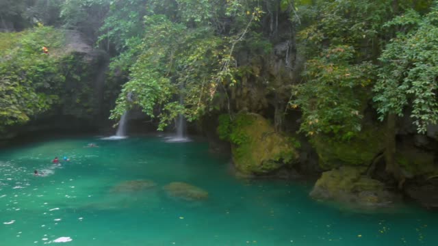 Detail Gambar Danau Yang Tak Terjamah Oleh Hujan Nomer 47