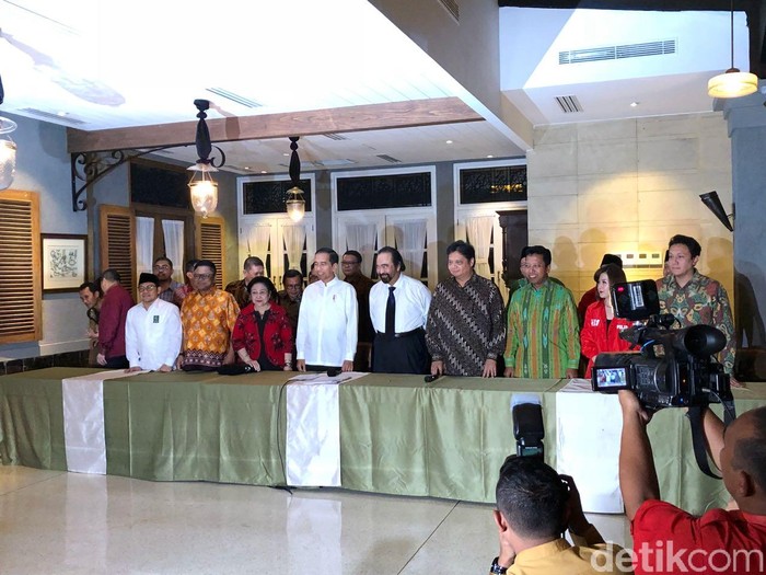 Detail Gambar Deklarasi Jokowi Kh Maruf Amin Nomer 18