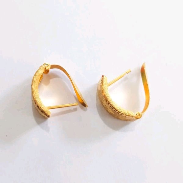 Detail Contoh Anting Emas Nomer 16