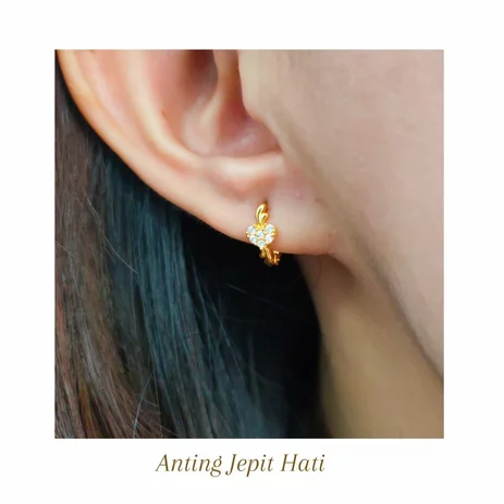 Detail Contoh Anting Emas Nomer 17
