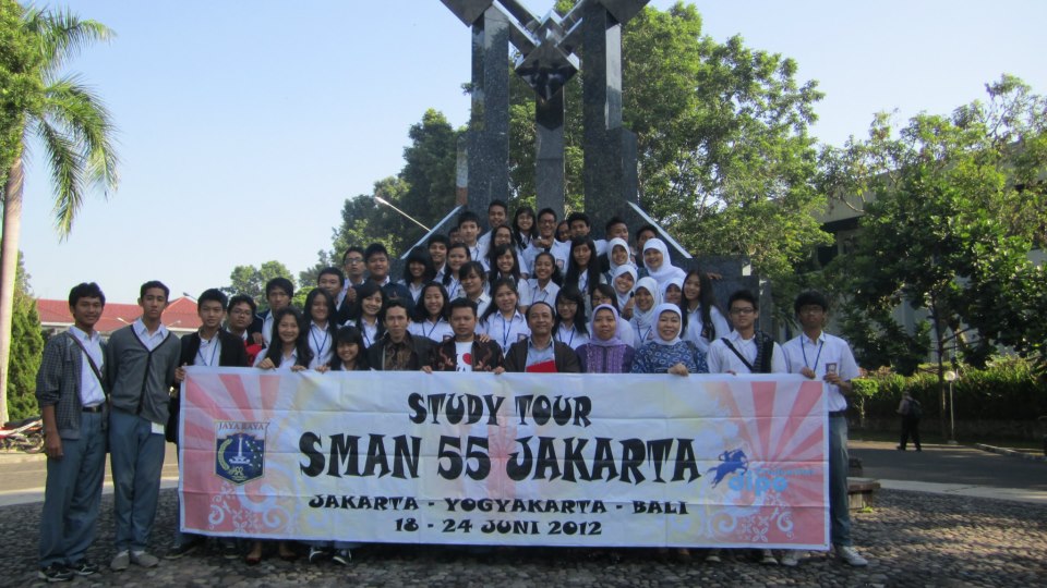 Detail Contoh Banner Study Tour Nomer 38