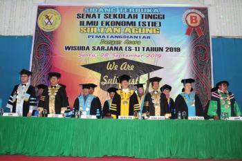 Detail Contoh Banner Wisuda Kuliah Nomer 49