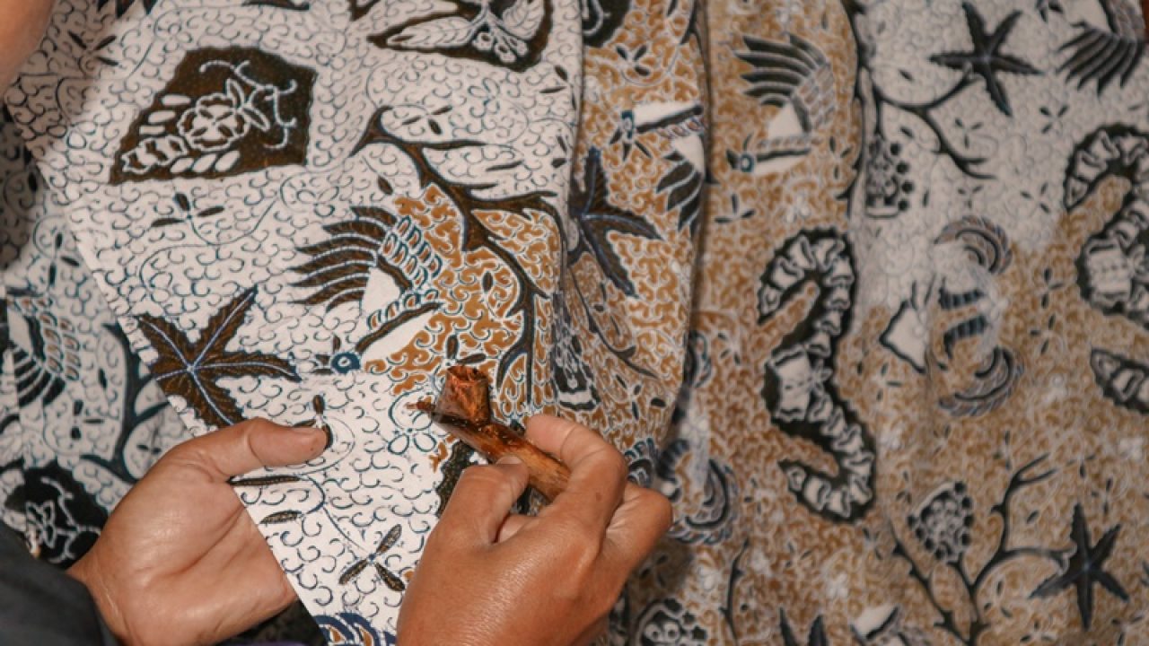 Detail Contoh Batik Figuratif Nomer 46