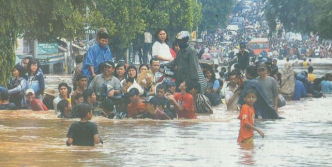 Detail Contoh Berita Banjir Singkat Nomer 16