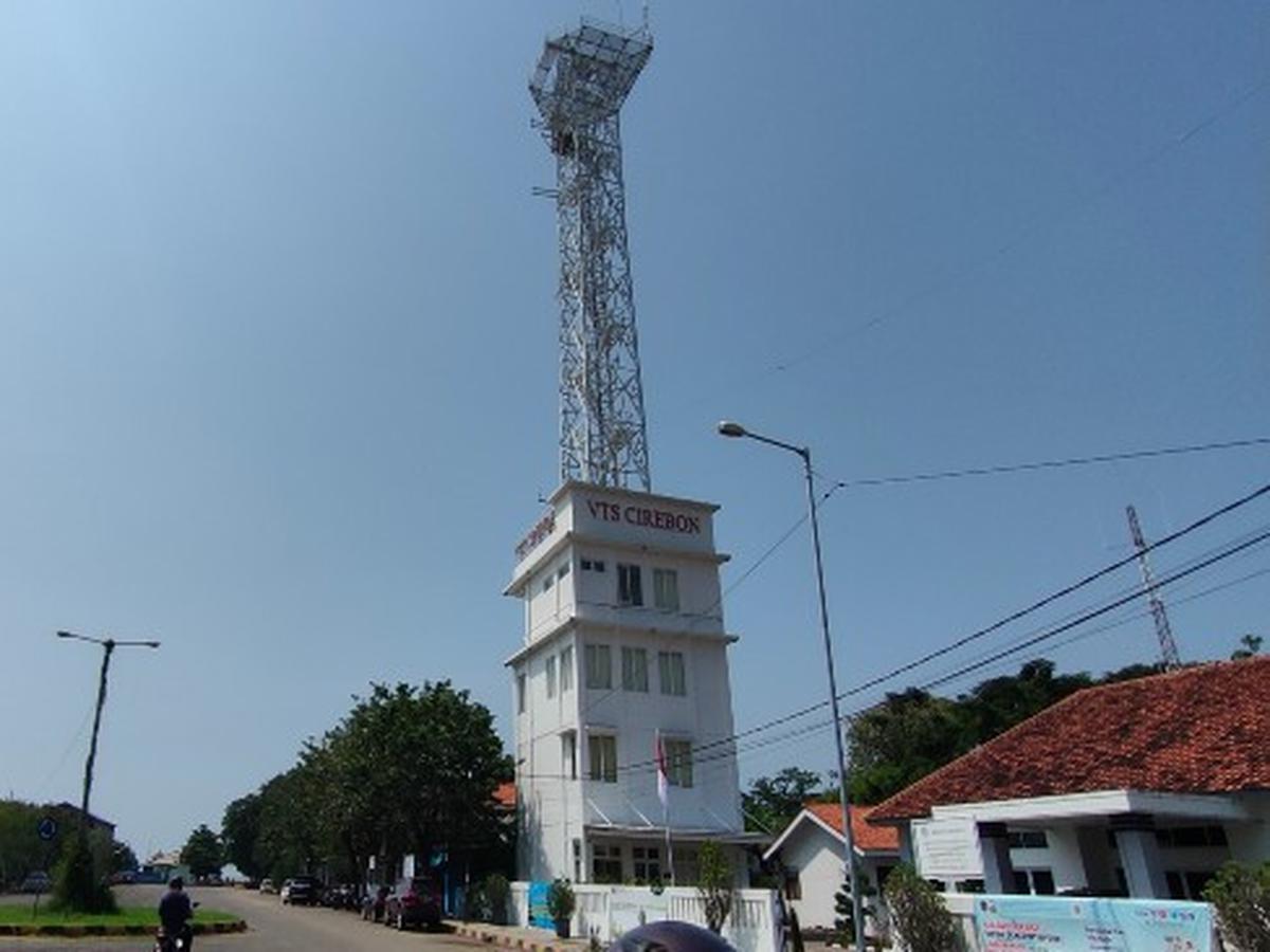 Detail Gambar Design Gedung Kantor Kesyahbandaran Dan Otoritas Pelabuhan Nomer 29