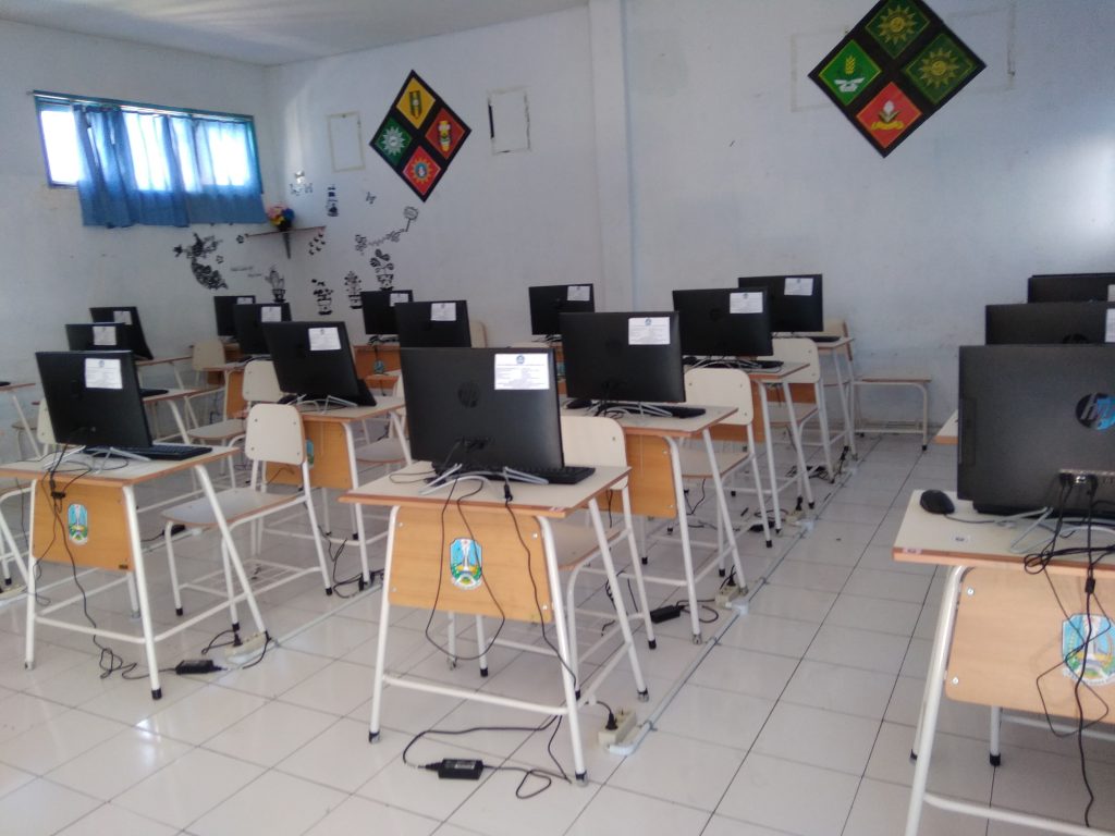 Detail Gambar Design Lab Komputer Sekolah Koleksi Nomer 8
