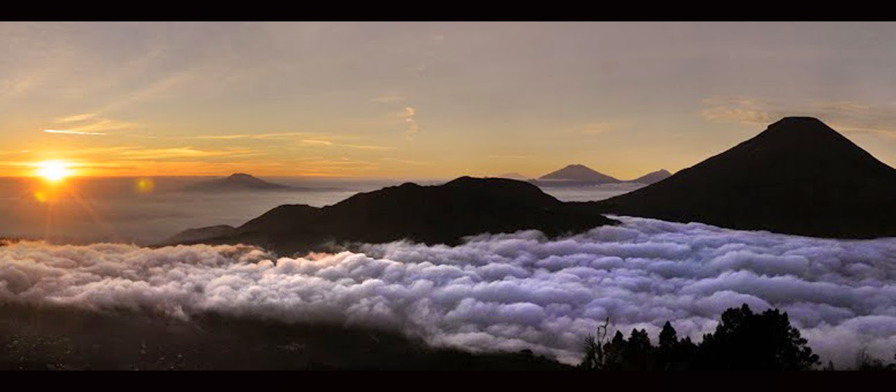 Detail Gambar Di Atas Awan Nomer 46