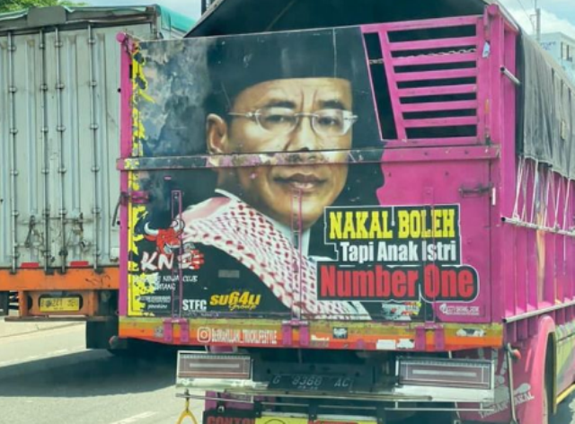 Gambar Di Belakang Bak Truk - KibrisPDR