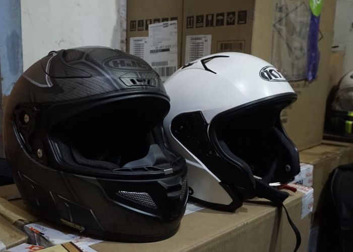 Detail Gambar Di Helm Nomer 11