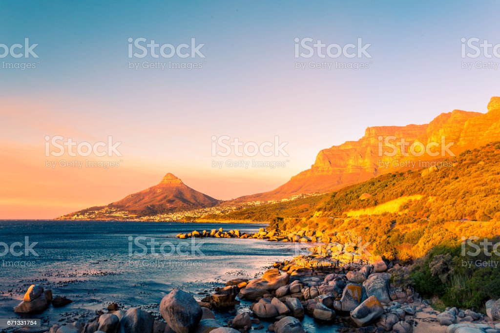 Detail Gambar Di Pantai Sore Harihewan Nomer 21