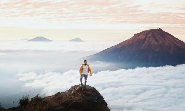 Detail Gambar Di Puncak Gunung Nomer 25