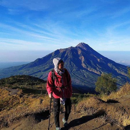 Detail Gambar Di Puncak Gunung Nomer 47