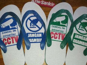 Detail Gambar Di Sandal Jepit Nomer 41