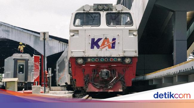 Detail Gambar Didalam Kereta Api Swktu 212 Nomer 8